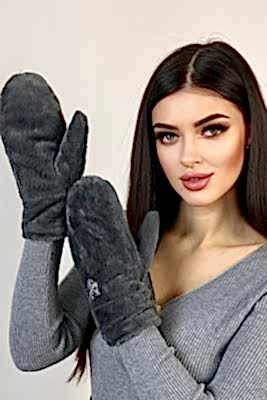 Фото товара Варежки жен. из иск. меха M002, темно-серый
